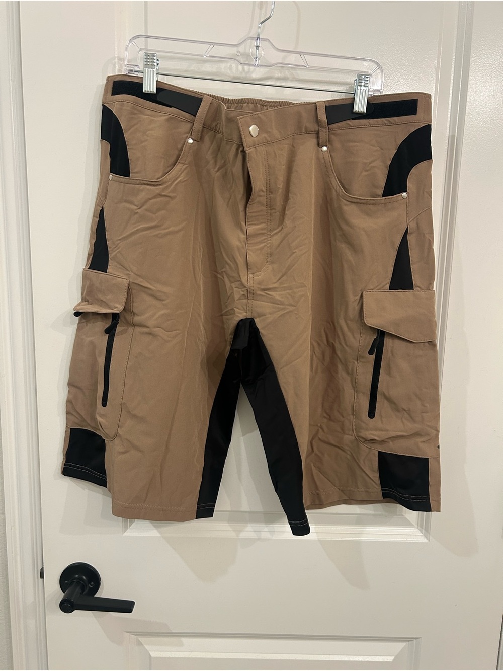 Men's Tan and Black Cargo Shorts